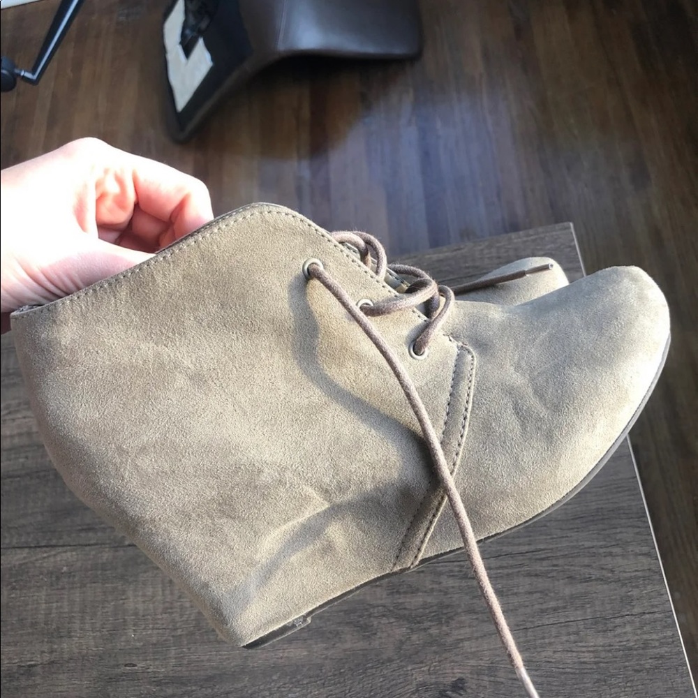 Booties - Picture 4 of 5